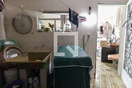 Casa à venda com 380m², 3 quartos e 5 vagas Casa à venda com 380m², 3 quartos e 5 vagasÁrea de Serviço