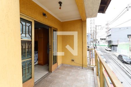 Casa à venda com 450m², 4 quartos e 4 vagas Casa à venda com 450m², 4 quartos e 4 vagasVaranda Suíte 3