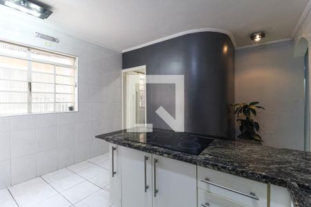 Casa à venda com 450m², 4 quartos e 4 vagas Casa à venda com 450m², 4 quartos e 4 vagasCozinha