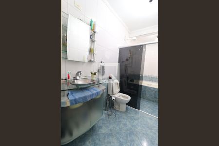 Casa à venda com 450m², 4 quartos e 4 vagas Casa à venda com 450m², 4 quartos e 4 vagasBanheiro Suíte 3