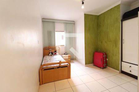 Casa à venda com 450m², 4 quartos e 4 vagas Casa à venda com 450m², 4 quartos e 4 vagasSuíte 2