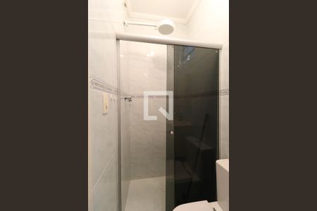 Casa à venda com 450m², 4 quartos e 4 vagas Casa à venda com 450m², 4 quartos e 4 vagasBanheiro Suíte 2