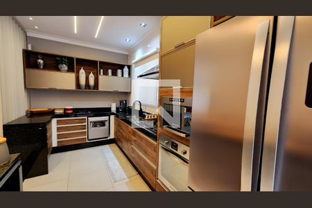 Casa de condomínio à venda com 180m², 3 quartos e 4 vagasCozinha