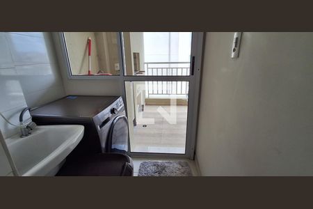 Apartamento à venda com 68m², 2 quartos e 2 vagasLavanderia