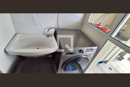 Apartamento à venda com 68m², 2 quartos e 2 vagasLavanderia