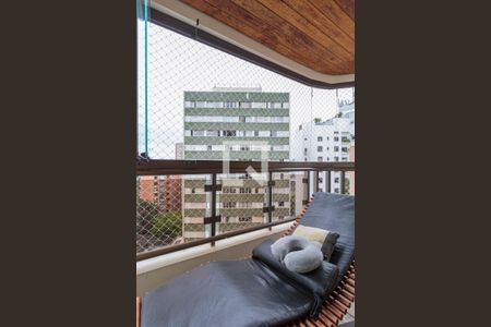 Apartamento à venda com 250m², 4 quartos e 3 vagasSuíte 3