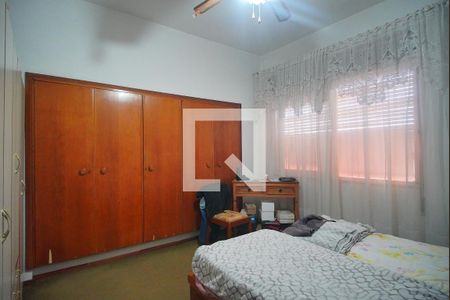 Casa à venda com 300m², 4 quartos e 3 vagas Casa à venda com 300m², 4 quartos e 3 vagasQuarto 3