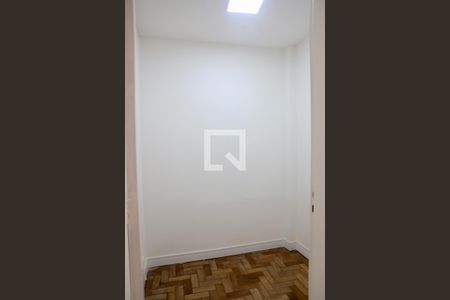 Apartamento à venda com 68m², 2 quartos e 1 vaga Apartamento à venda com 68m², 2 quartos e 1 vagaDespensa