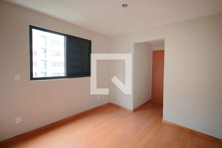 Apartamento à venda com 63m², 2 quartos e 2 vagasSuite 2