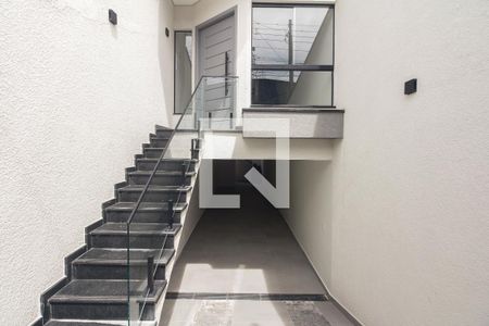 Casa à venda com 149m², 3 quartos e 5 vagas Casa à venda com 149m², 3 quartos e 5 vagasEntrada