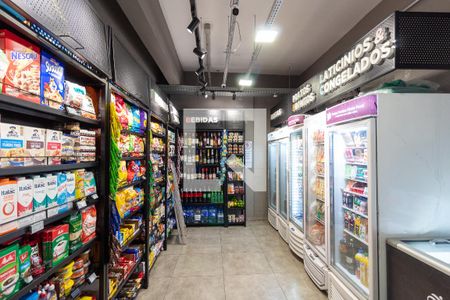 Apartamento à venda com 73m², 2 quartos e 1 vagaMercadinho