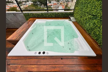 Apartamento à venda com 140m², 2 quartos e 2 vagas Apartamento à venda com 140m², 2 quartos e 2 vagasCobertura