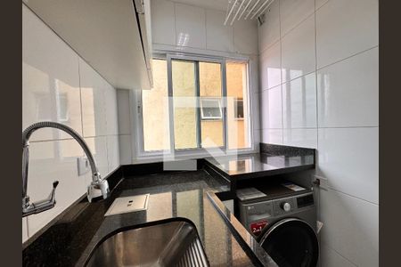 Apartamento à venda com 140m², 2 quartos e 2 vagas Apartamento à venda com 140m², 2 quartos e 2 vagasLavanderia