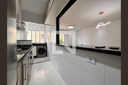 Apartamento à venda com 140m², 2 quartos e 2 vagas Apartamento à venda com 140m², 2 quartos e 2 vagasCozinha