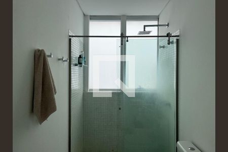 Apartamento à venda com 126m², 2 quartos e 2 vagas Apartamento à venda com 126m², 2 quartos e 2 vagasBanheiro da Suíte 1