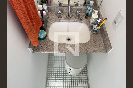 Apartamento à venda com 126m², 2 quartos e 2 vagas Apartamento à venda com 126m², 2 quartos e 2 vagasBanheiro da Suíte 2