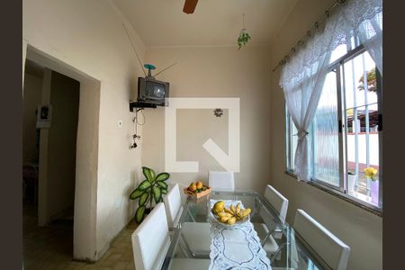 Casa à venda com 140m², 3 quartos e 5 vagas Casa à venda com 140m², 3 quartos e 5 vagasCopa