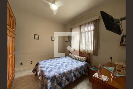 Casa à venda com 140m², 3 quartos e 5 vagas Casa à venda com 140m², 3 quartos e 5 vagasQuarto 1