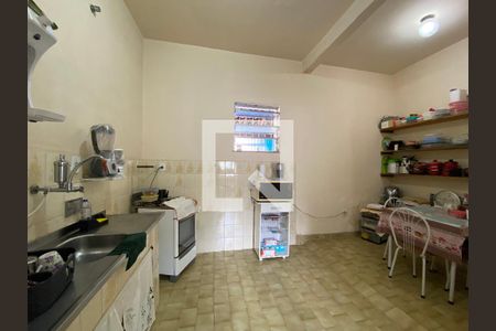 Casa à venda com 140m², 3 quartos e 5 vagas Casa à venda com 140m², 3 quartos e 5 vagasCozinha