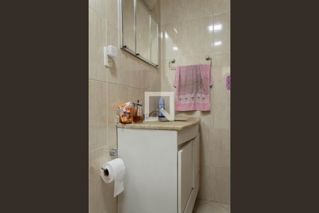 Apartamento à venda com 72m², 2 quartos e 1 vaga Apartamento à venda com 72m², 2 quartos e 1 vagaBanheiro