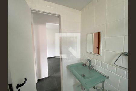 Apartamento à venda com 52m², 2 quartos e 1 vaga Apartamento à venda com 52m², 2 quartos e 1 vagaBanheiro