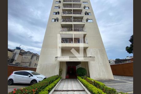 Apartamento à venda com 52m², 2 quartos e 1 vaga Apartamento à venda com 52m², 2 quartos e 1 vagaEntrada