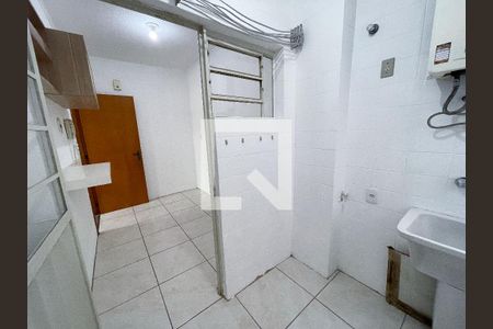 Apartamento à venda com 76m², 2 quartos e 1 vagaÁrea de Serviço