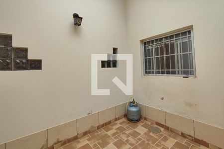Casa à venda com 190m², 3 quartos e 5 vagasQuintal