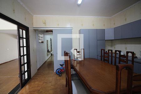 Casa à venda com 336m², 6 quartos e 5 vagasCozinha/Copa