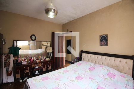 Casa à venda com 336m², 6 quartos e 5 vagasQuarto 1 Casa 2