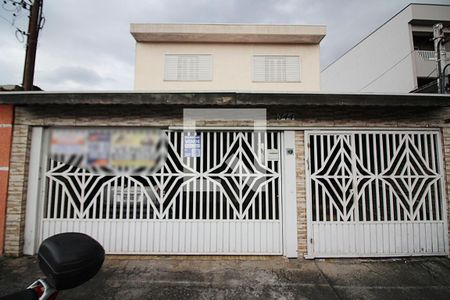 Casa à venda com 336m², 6 quartos e 5 vagasFachada