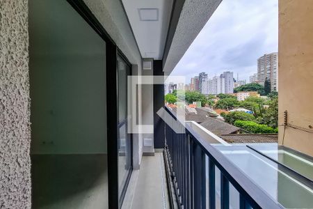 Studio à venda com 24m², 1 quarto e sem vaga Studio à venda com 24m², 1 quarto e sem vagaVaranda Studio