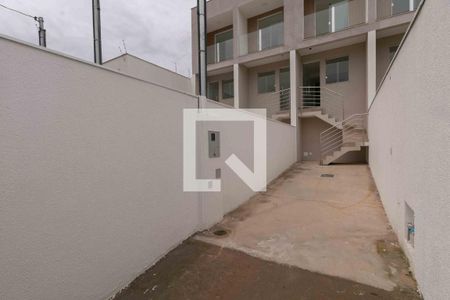 Casa à venda com 130m², 2 quartos e 2 vagas Casa à venda com 130m², 2 quartos e 2 vagasGaragem