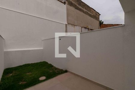 Casa à venda com 130m², 2 quartos e 2 vagas Casa à venda com 130m², 2 quartos e 2 vagasÁrea de Serviço