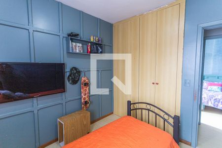 Apartamento à venda com 197m², 4 quartos e 3 vagas Apartamento à venda com 197m², 4 quartos e 3 vagasQuarto 2