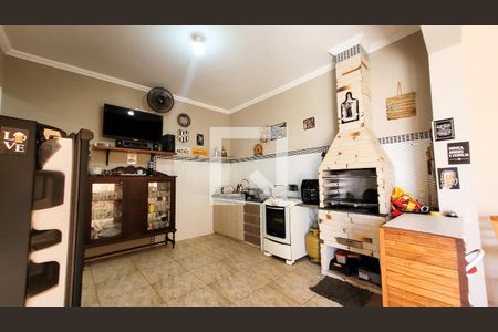 Casa à venda com 220m², 3 quartos e 4 vagas Casa à venda com 220m², 3 quartos e 4 vagasEspaço Gourmet