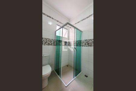 Casa à venda com 220m², 3 quartos e 4 vagas Casa à venda com 220m², 3 quartos e 4 vagasBanheiro Social