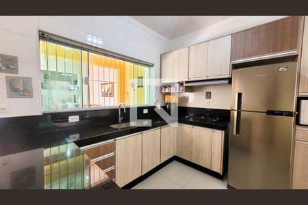 Casa à venda com 220m², 3 quartos e 4 vagas Casa à venda com 220m², 3 quartos e 4 vagasCozinha