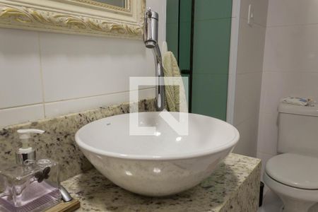 Casa à venda com 185m², 3 quartos e 4 vagas Casa à venda com 185m², 3 quartos e 4 vagasBanheiro 2