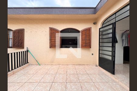 Casa à venda com 219m², 4 quartos e 4 vagasÁrea de Serviço