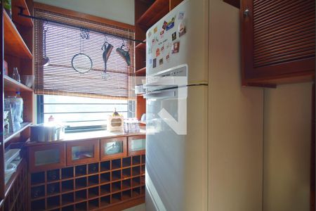 Apartamento à venda com 384m², 4 quartos e 2 vagas Apartamento à venda com 384m², 4 quartos e 2 vagasDespensa