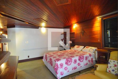 Apartamento à venda com 384m², 4 quartos e 2 vagas Apartamento à venda com 384m², 4 quartos e 2 vagasSuíte