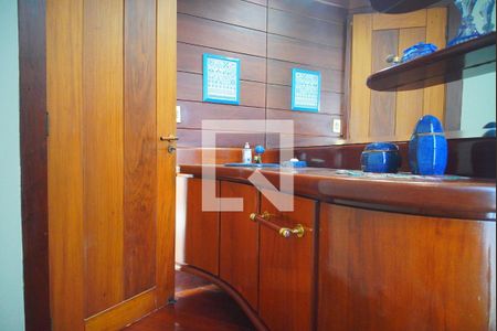 Apartamento à venda com 384m², 4 quartos e 2 vagas Apartamento à venda com 384m², 4 quartos e 2 vagasLavabo