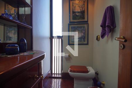 Apartamento à venda com 384m², 4 quartos e 2 vagas Apartamento à venda com 384m², 4 quartos e 2 vagasLavabo