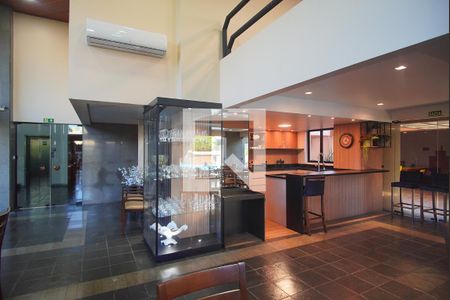 Apartamento à venda com 384m², 4 quartos e 2 vagas Apartamento à venda com 384m², 4 quartos e 2 vagasÁrea comum - Salão de festas