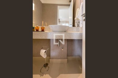Apartamento à venda com 147m², 3 quartos e 2 vagas Apartamento à venda com 147m², 3 quartos e 2 vagasLavabo