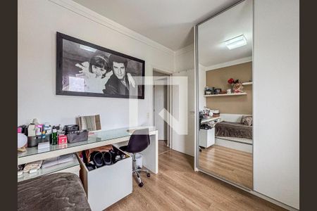 Casa de condomínio à venda com 150m², 3 quartos e 3 vagas