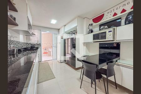 Casa de condomínio à venda com 150m², 3 quartos e 3 vagas