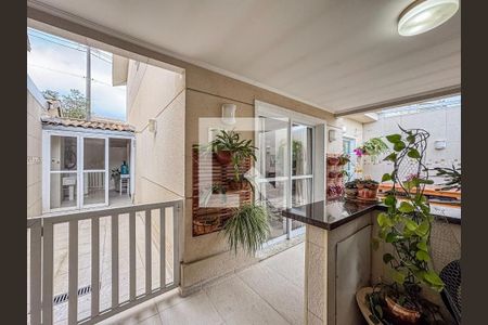 Casa de condomínio à venda com 150m², 3 quartos e 3 vagas