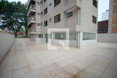 Apartamento à venda com 160m², 4 quartos e 2 vagasÁrea comum - Pátio